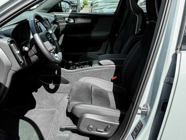 Volvo XC40 – Bild 12