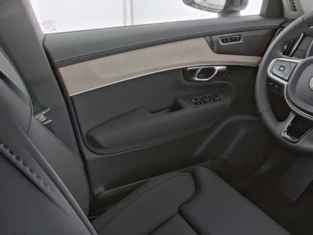 Volvo XC90 – Bild 12