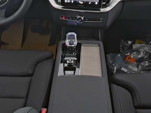Volvo XC90 – Bild 6