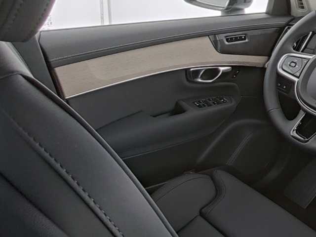 Volvo XC90 – Bild 12