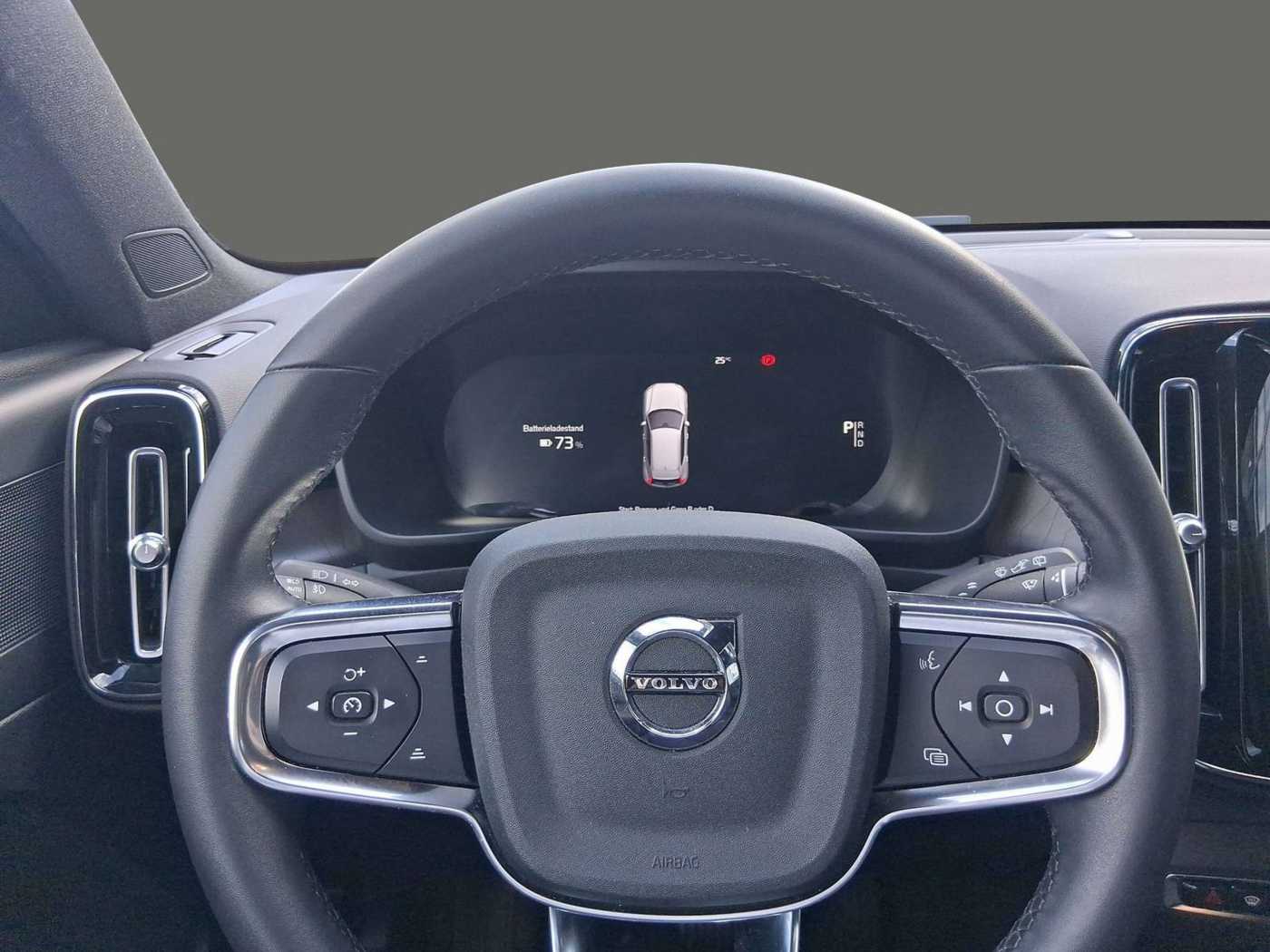 Volvo XC40 Recharge – Bild 13