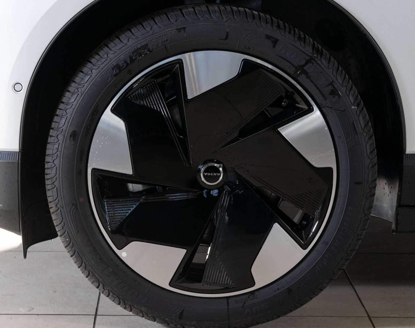 Volvo EX30 – Bild 9