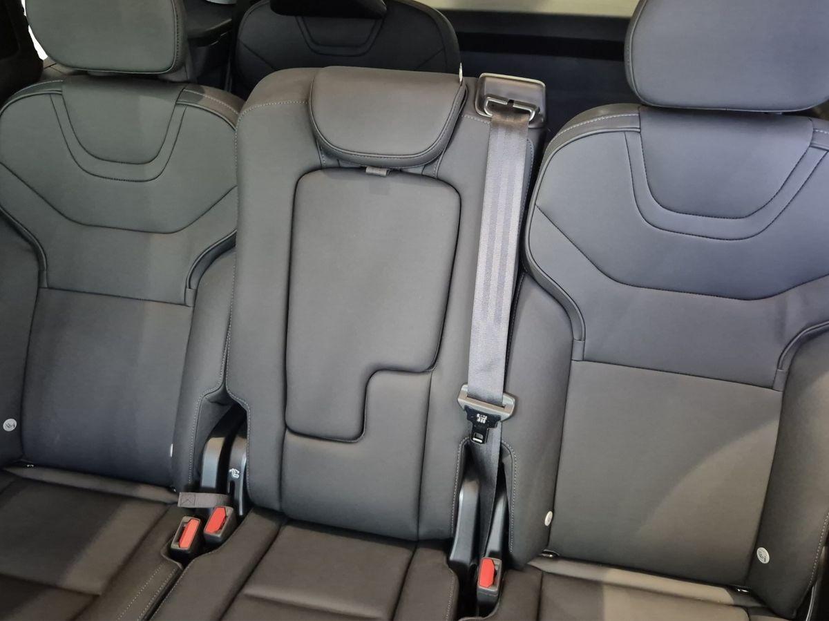 Volvo EX90 – Bild 18
