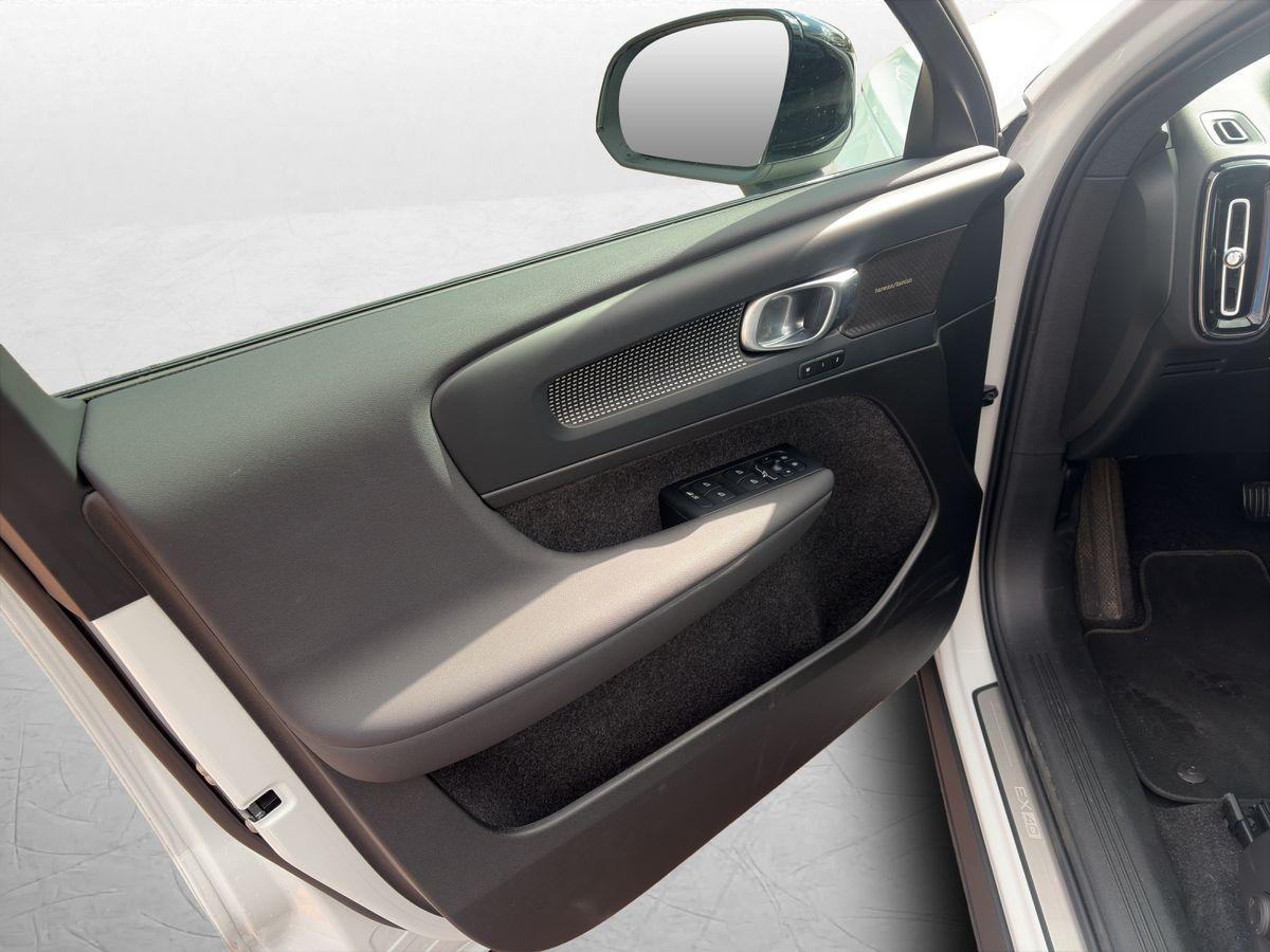 Volvo EX40 – Bild 11