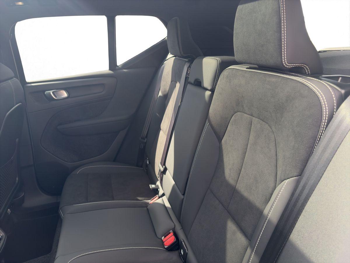 Volvo EX40 – Bild 19