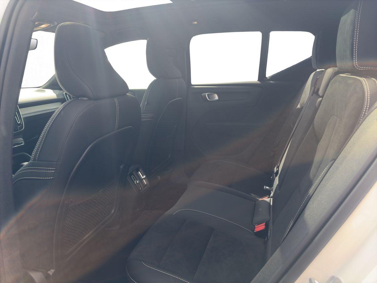 Volvo EX40 – Bild 20