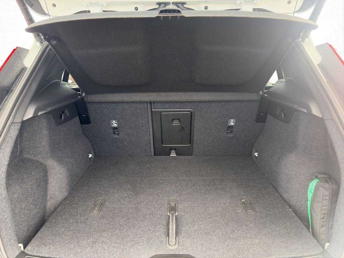 Volvo EX40 – Bild 21