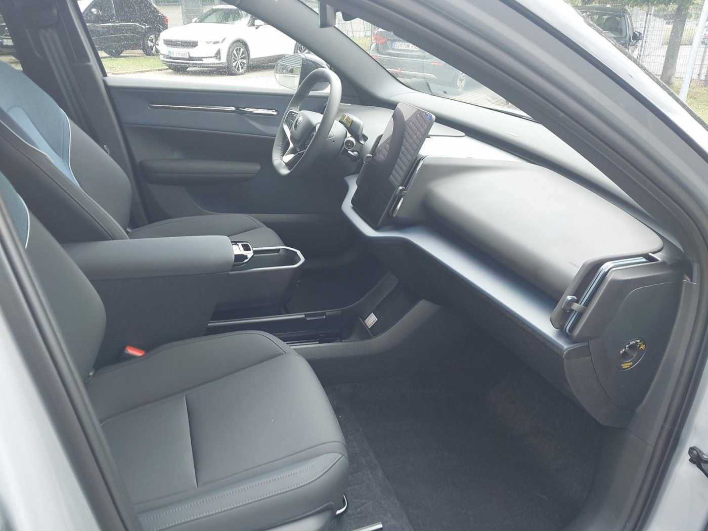 Volvo EX30 – Bild 16