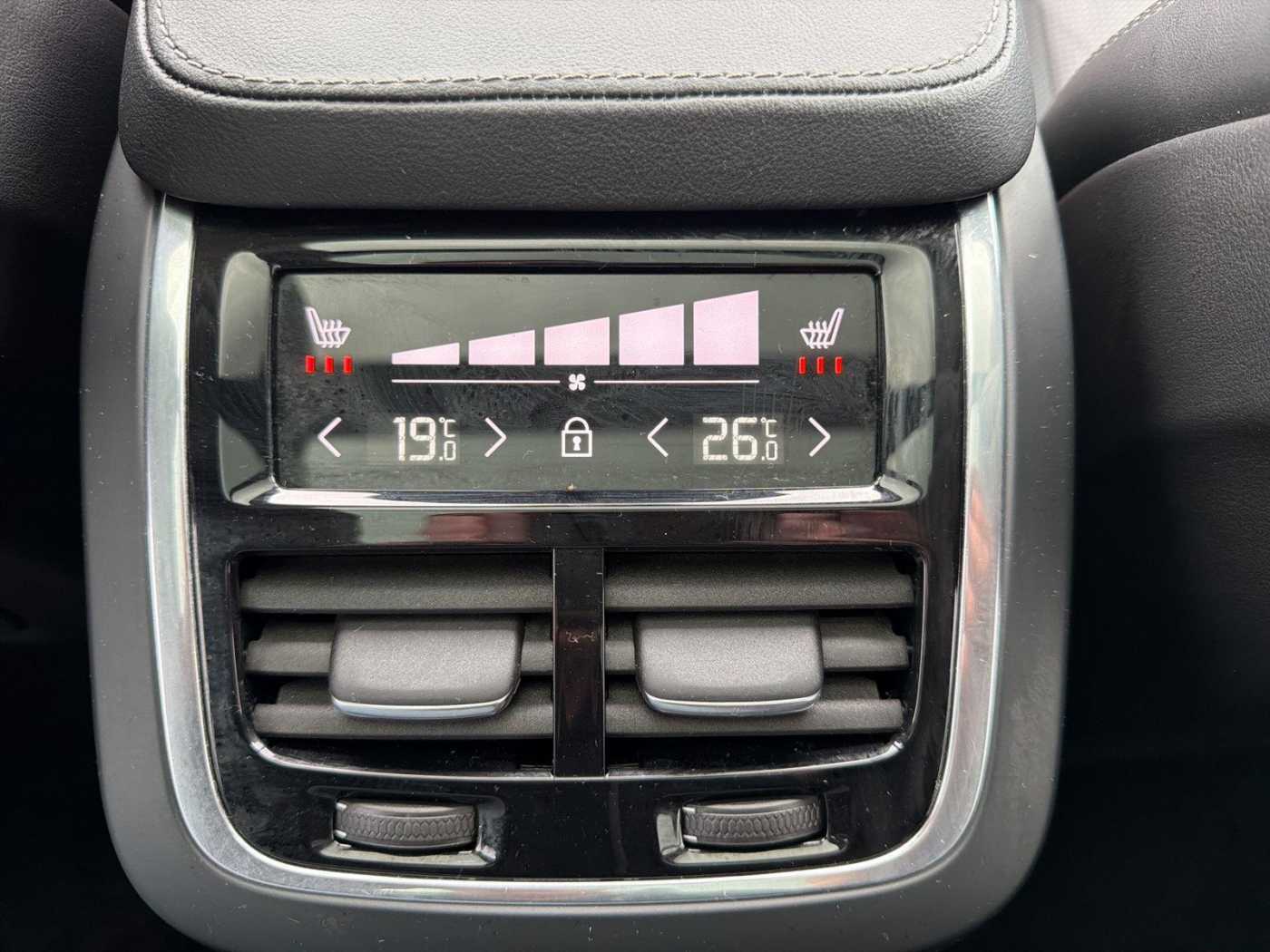 Volvo XC90 – Bild 14