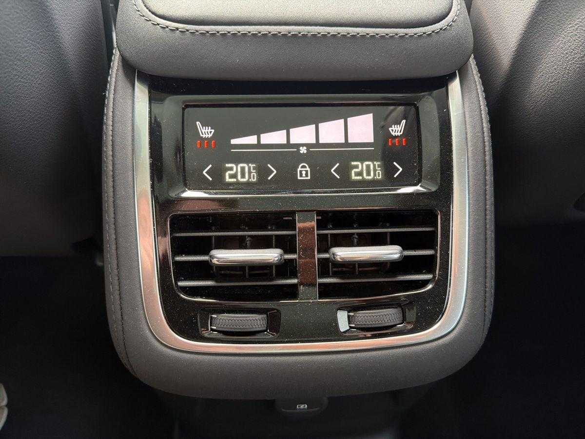 Volvo XC90 – Bild 17