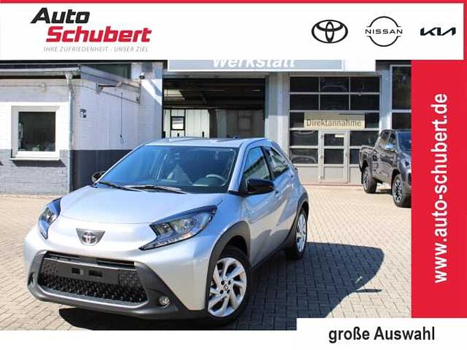 Toyota Aygo X 1,0 l Play Apple CarPlay Android Auto Mehrzonenklima 2-Zonen-Klimaautom