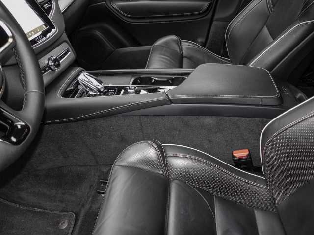 Volvo XC90 – Bild 12