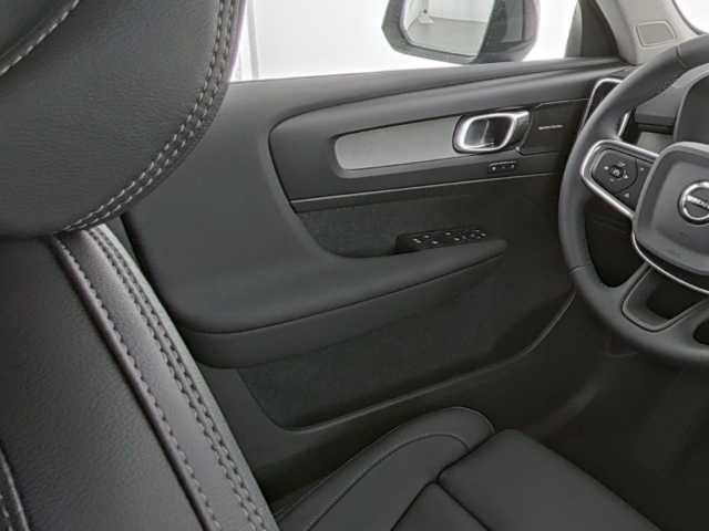 Volvo XC40 – Bild 12