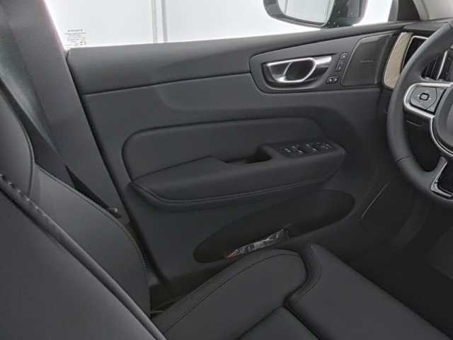 Volvo XC60 – Bild 12