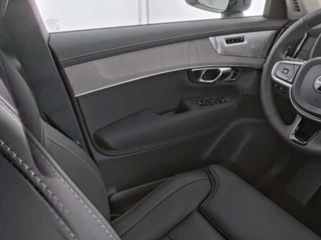 Volvo XC90 – Bild 12