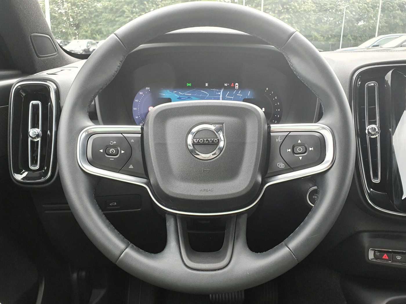 Volvo XC40 – Bild 16