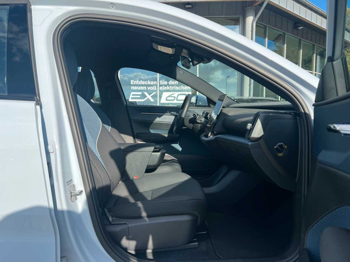 Volvo EX30 – Bild 10