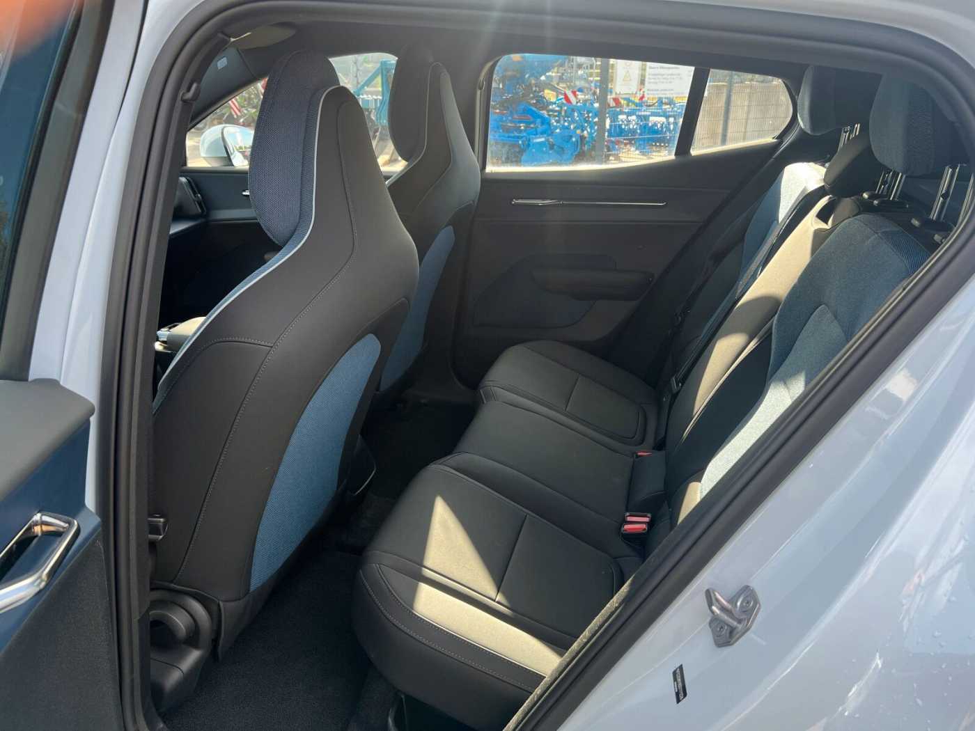 Volvo EX30 – Bild 13