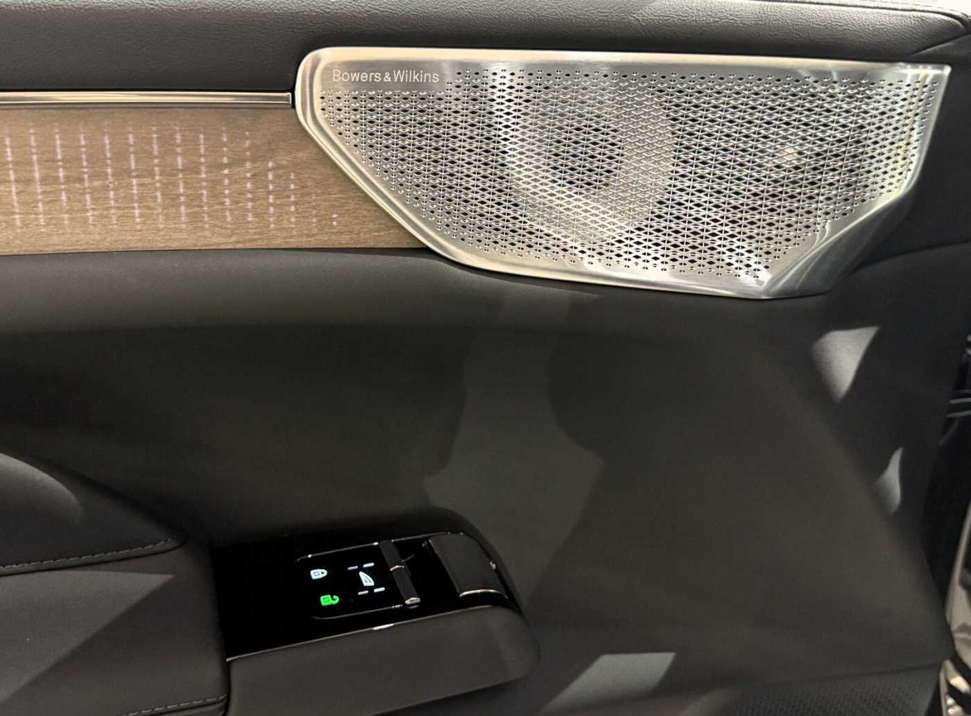 Volvo ES90 – Bild 25