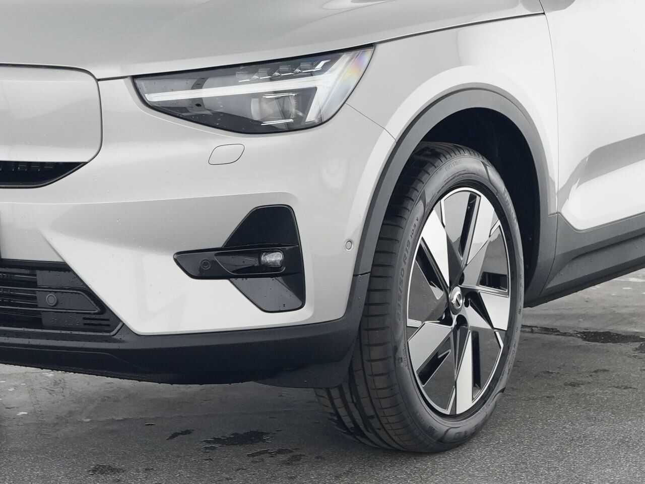 Volvo EX40 – Bild 10