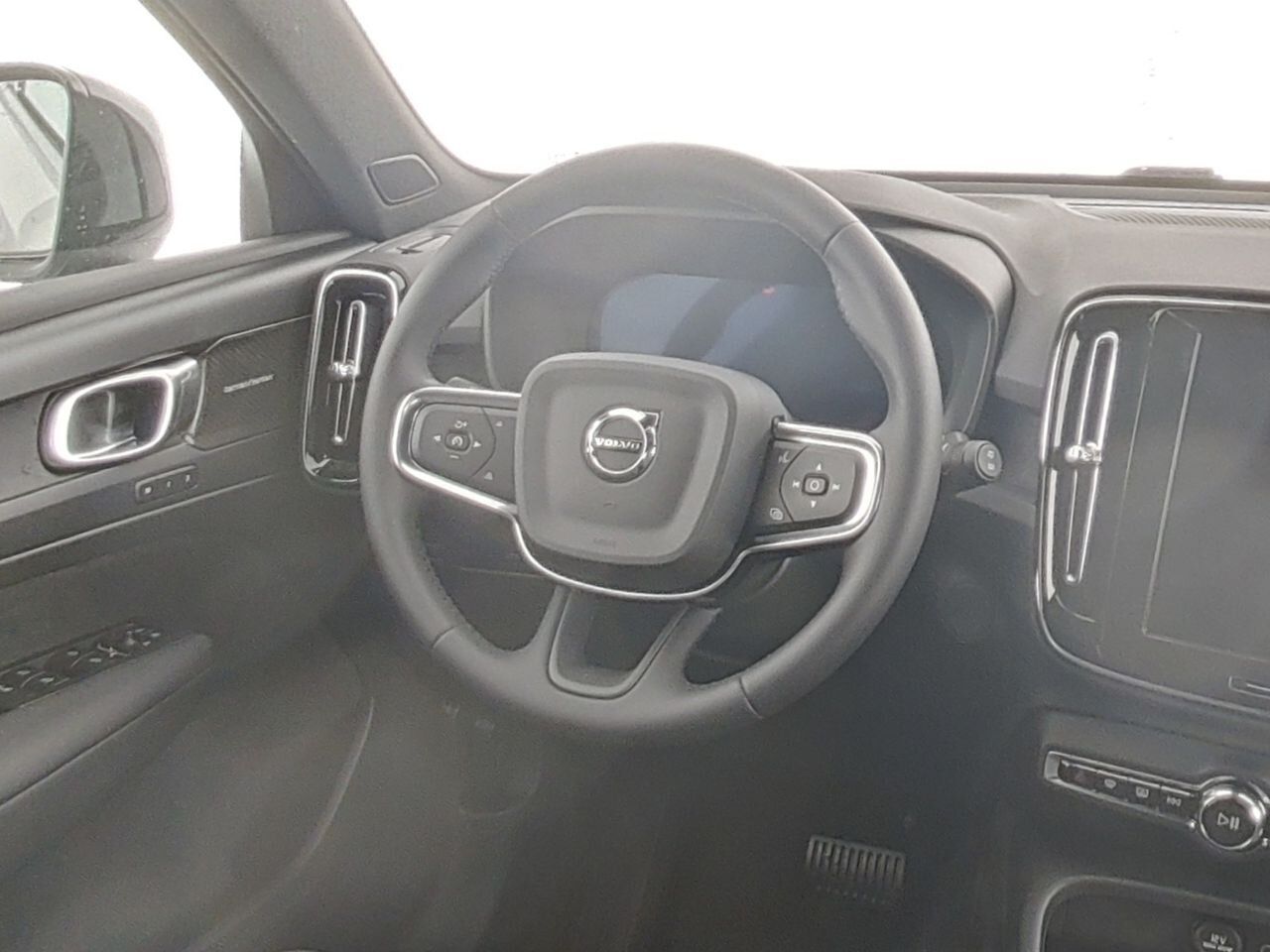 Volvo EX40 – Bild 14