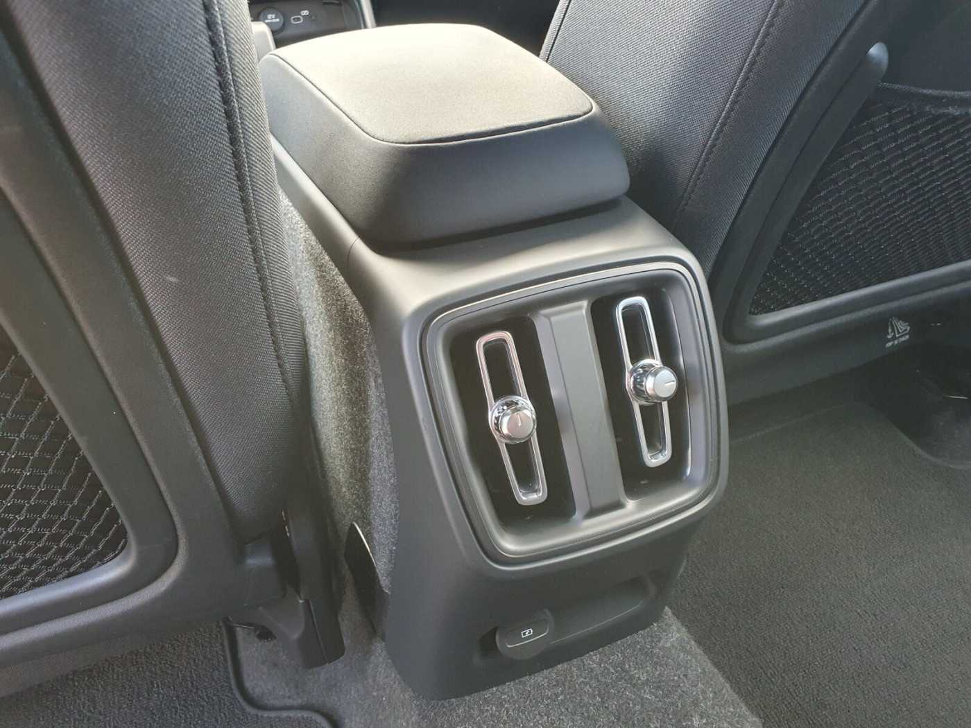 Volvo XC40 – Bild 8