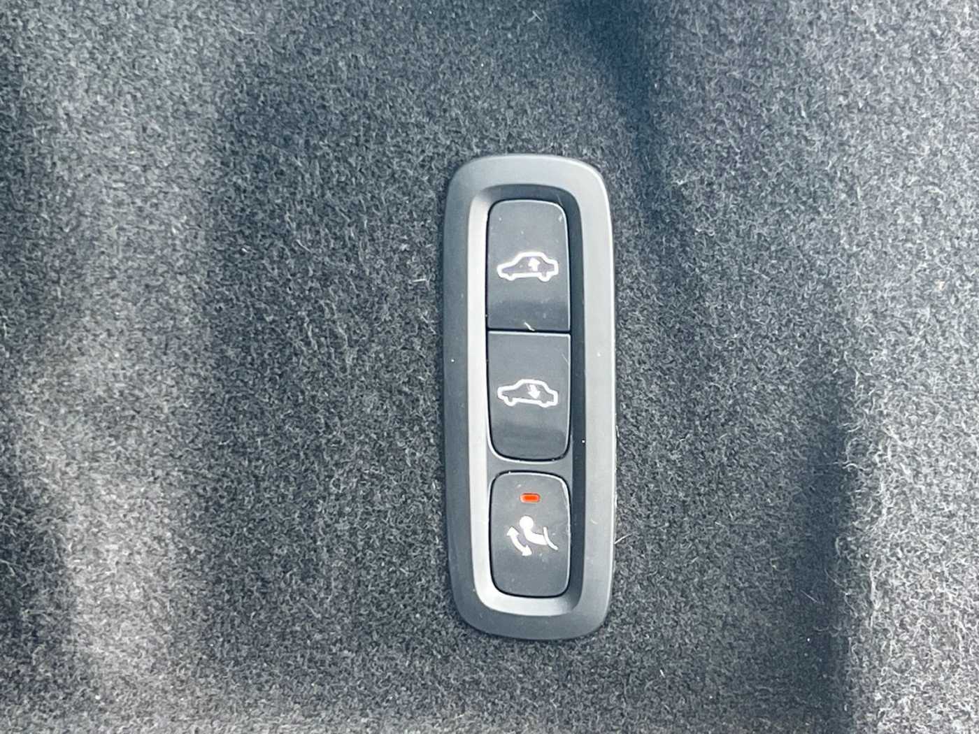 Volvo XC60 – Bild 12