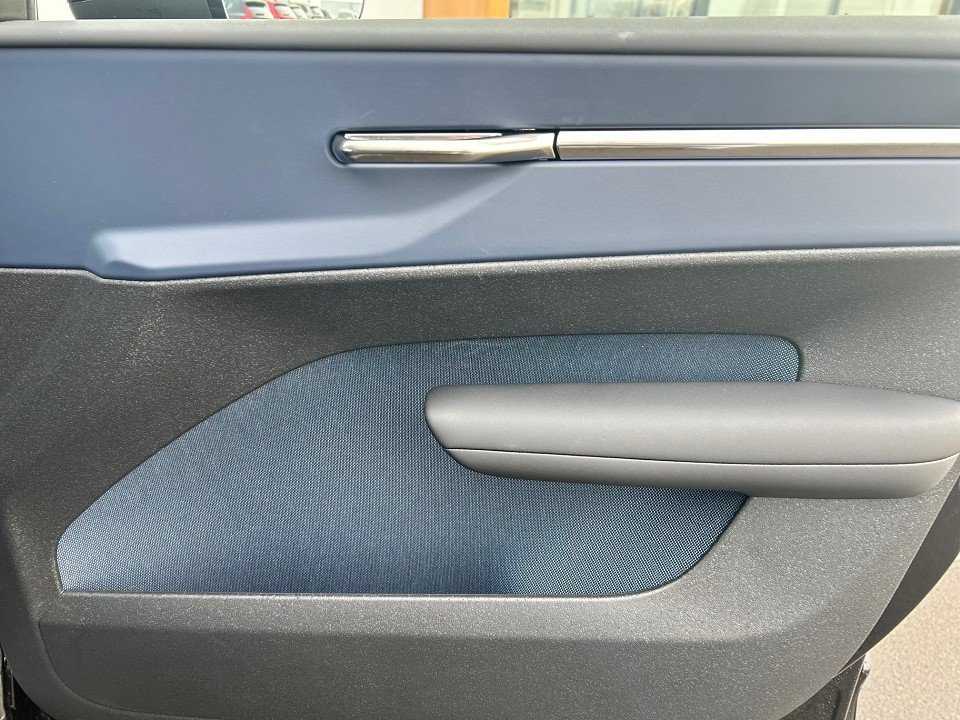 Volvo EX30 – Bild 12