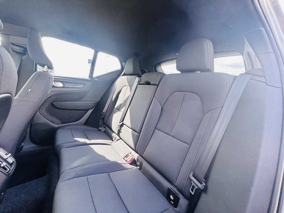 Volvo EX40 – Bild 12