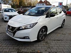 Nissan Leaf 40 kWh Tekna Option