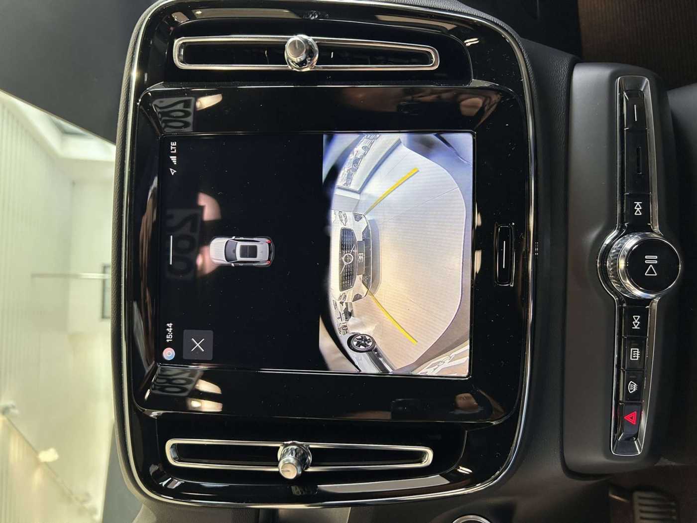 Volvo XC40 – Bild 8