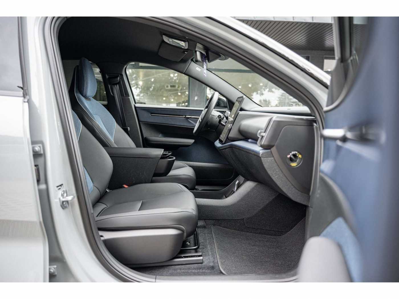 Volvo EX30 – Bild 7