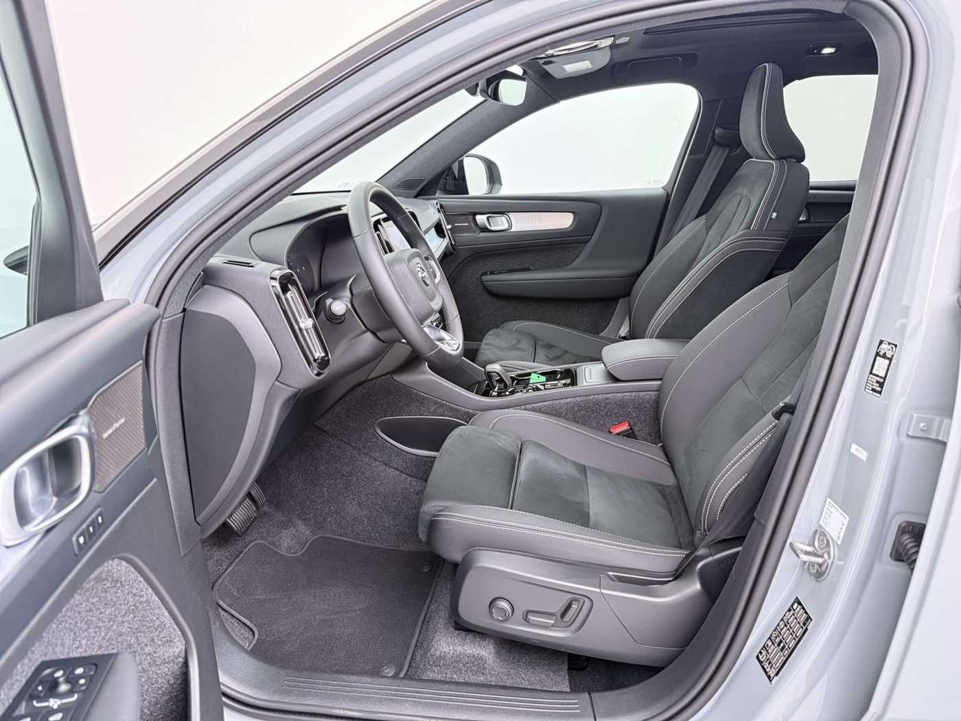 Volvo XC40 – Bild 12