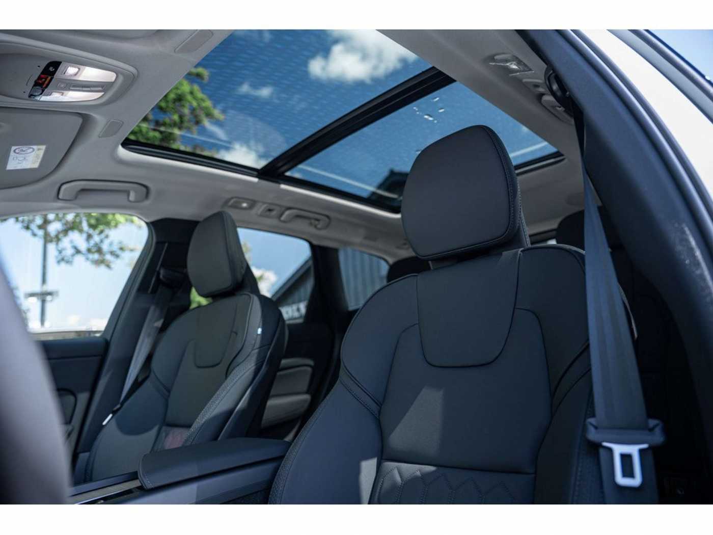 Volvo XC60 – Bild 13