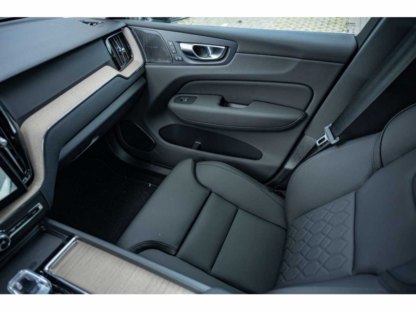 Volvo XC60 – Bild 21