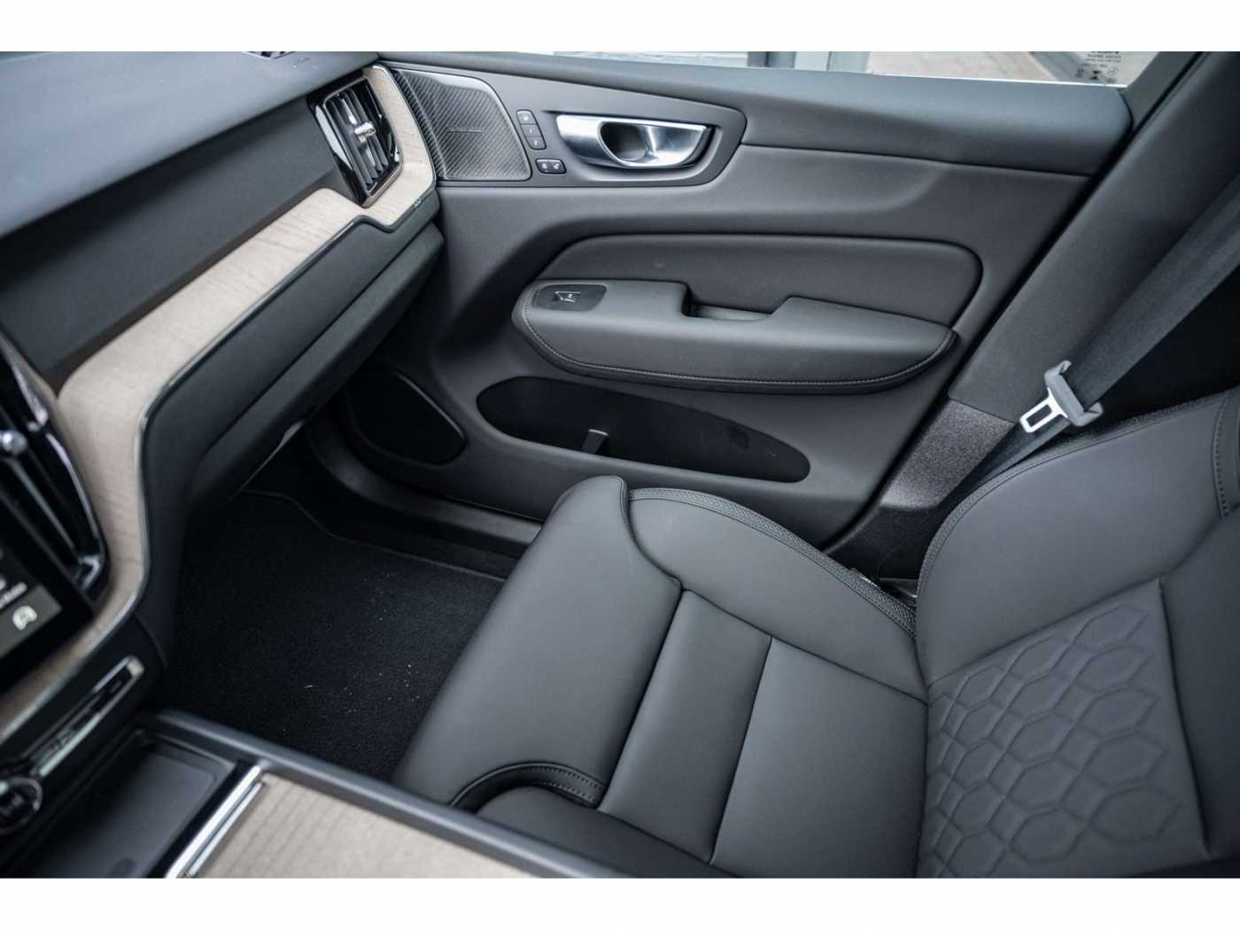 Volvo XC60 – Bild 18