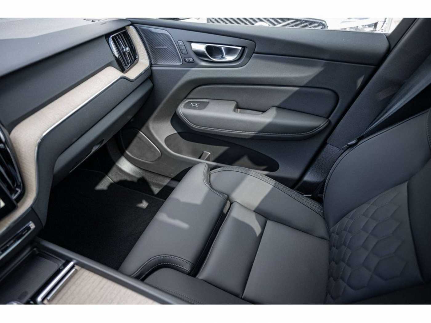 Volvo XC60 – Bild 18