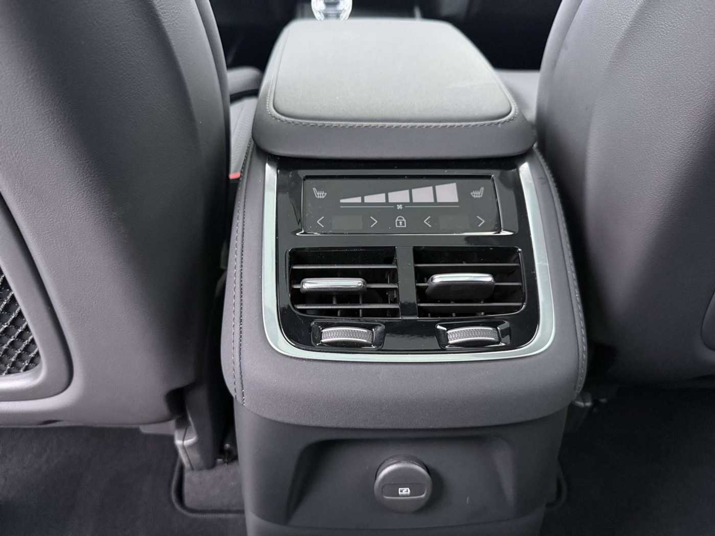 Volvo XC90 – Bild 24