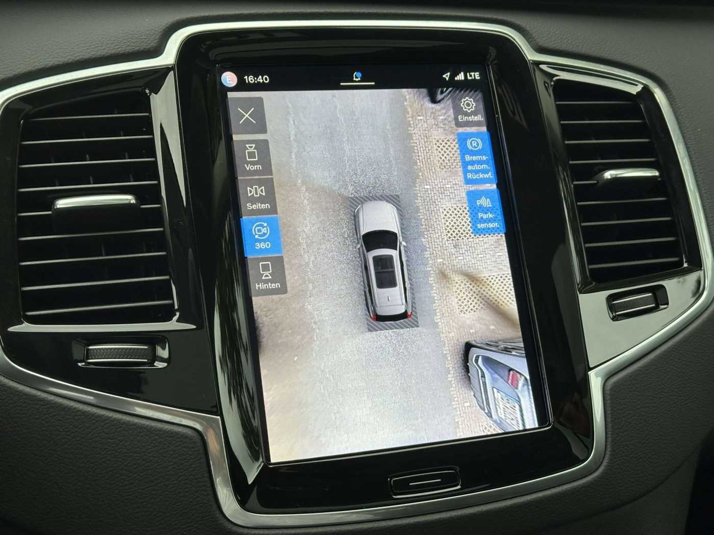 Volvo XC90 – Bild 15