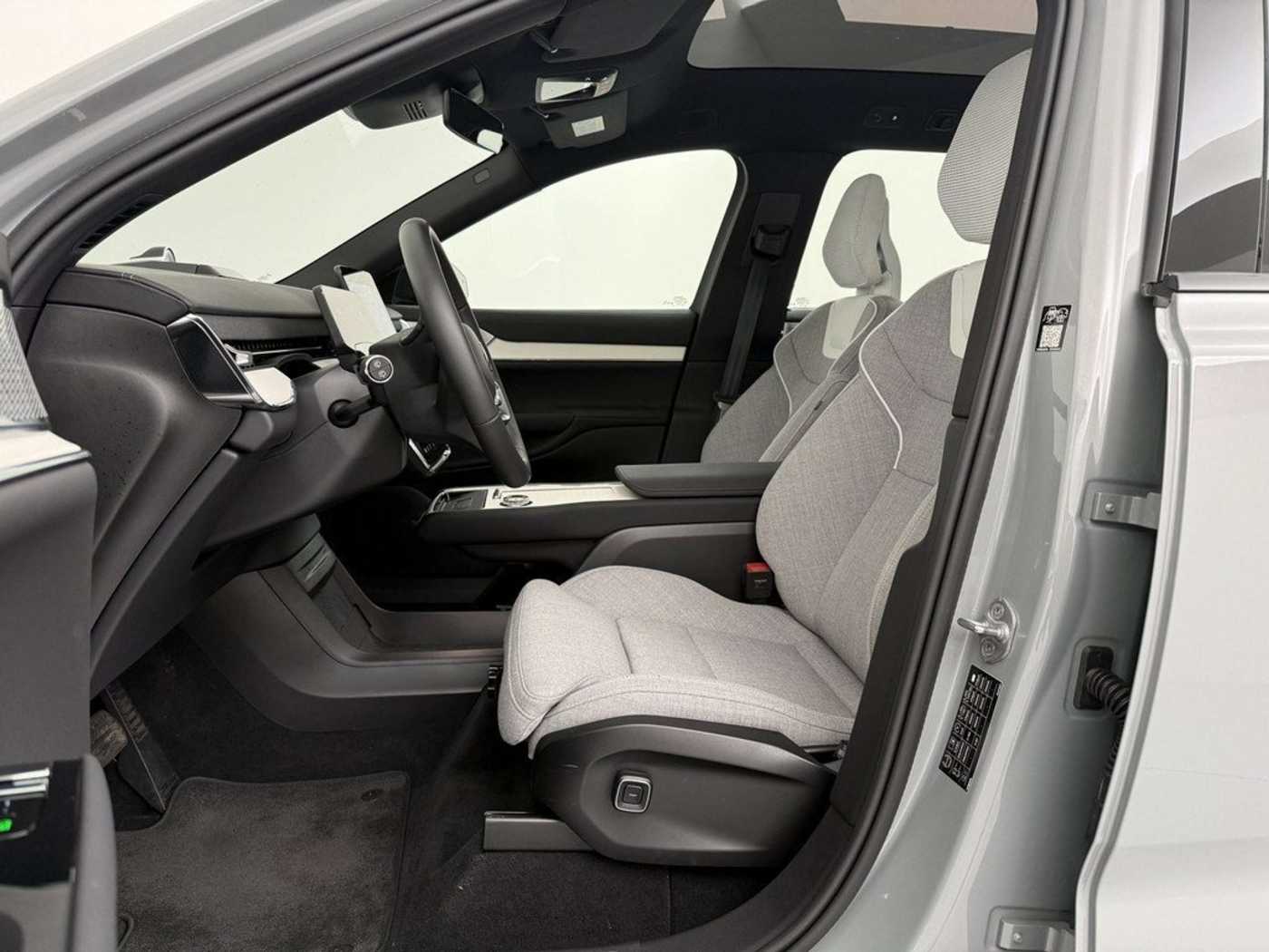 Volvo EX90 – Bild 11
