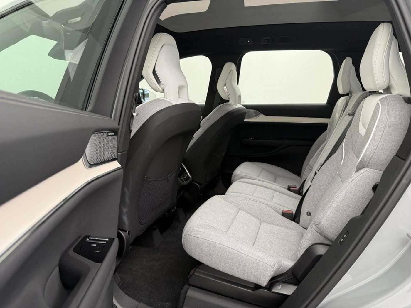 Volvo EX90 – Bild 12