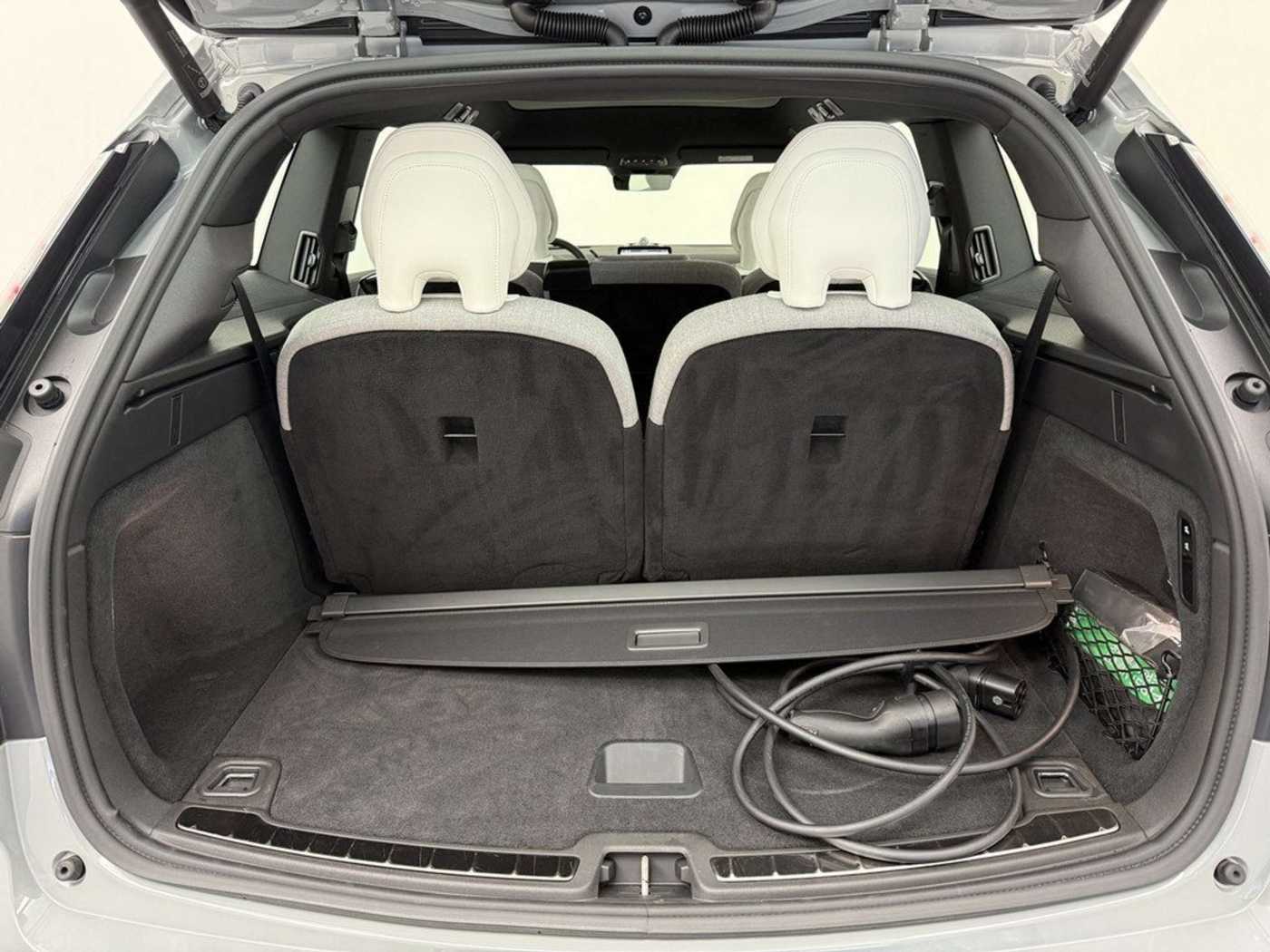 Volvo EX90 – Bild 15