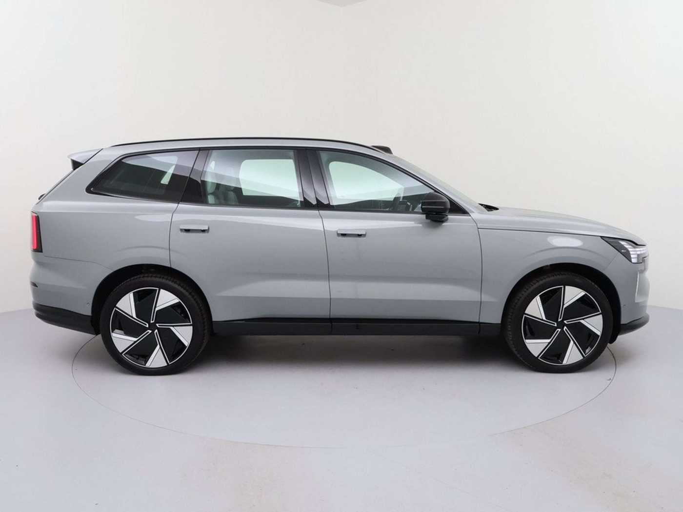 Volvo EX90 – Bild 4