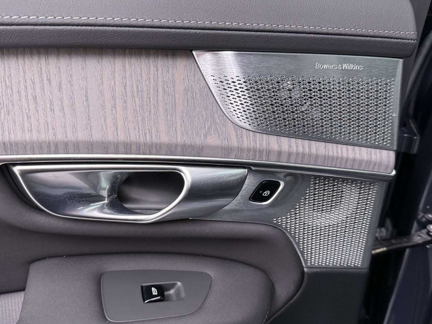 Volvo XC90 – Bild 16
