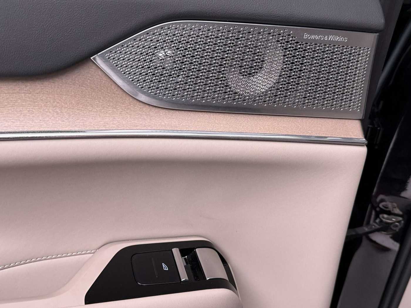 Volvo EX90 – Bild 15