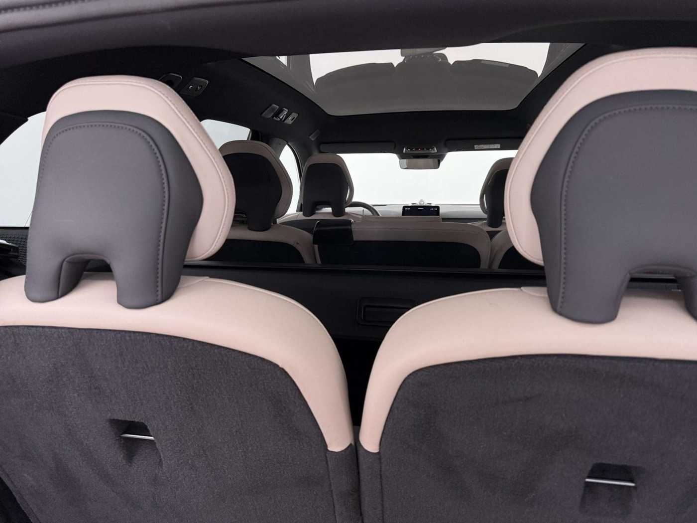 Volvo EX90 – Bild 18