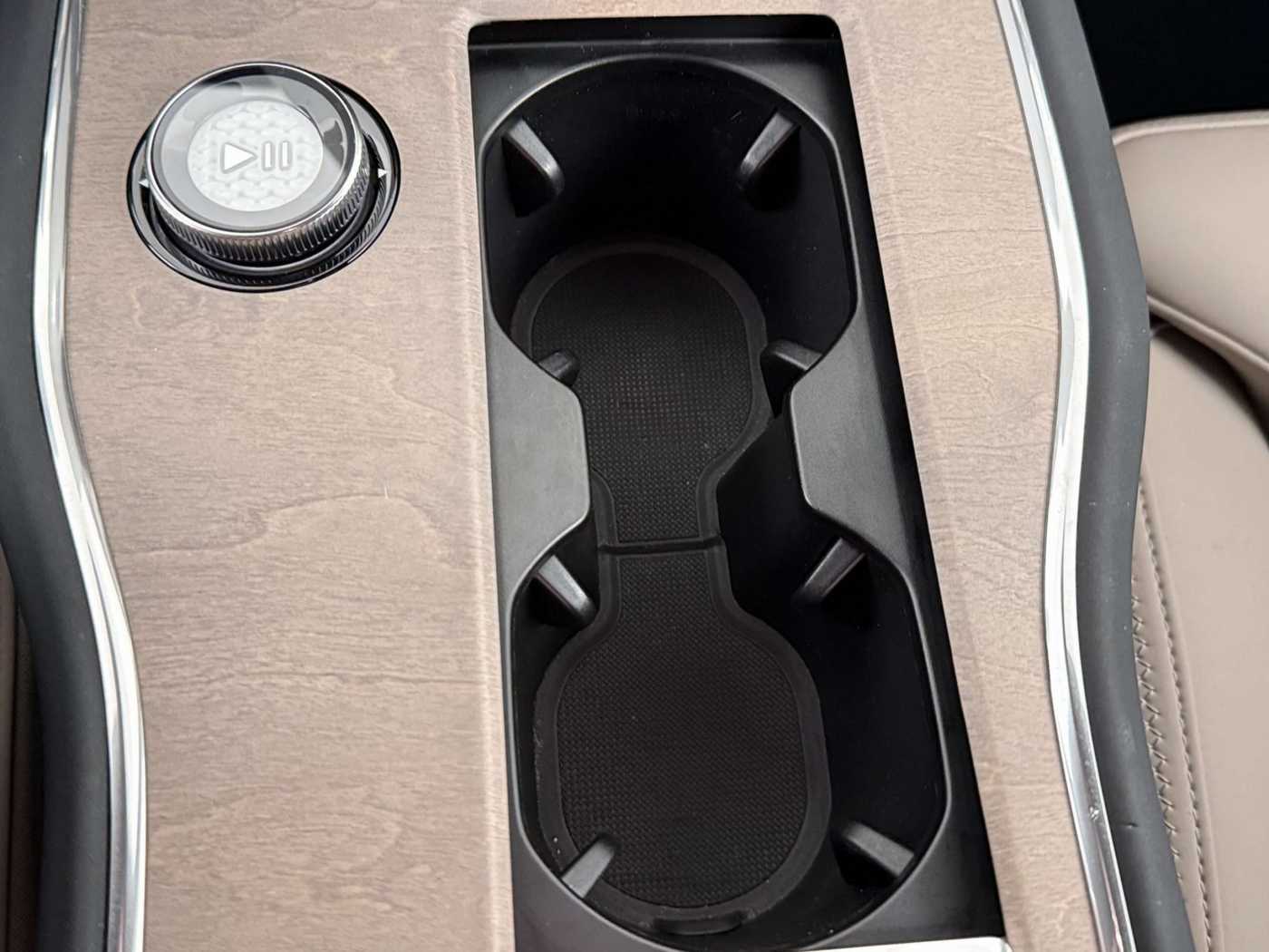 Volvo EX90 – Bild 39