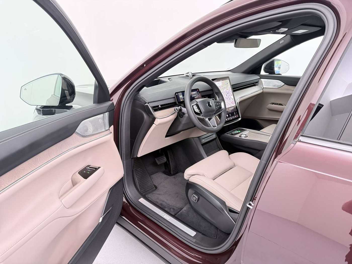 Volvo EX90 – Bild 11