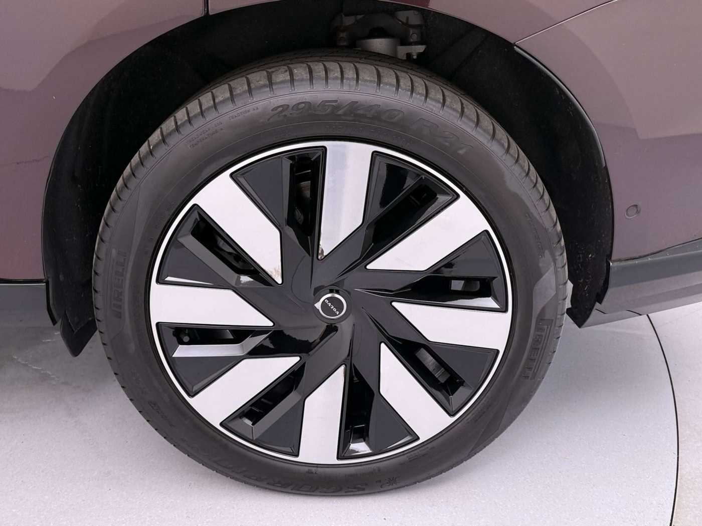 Volvo EX90 – Bild 17