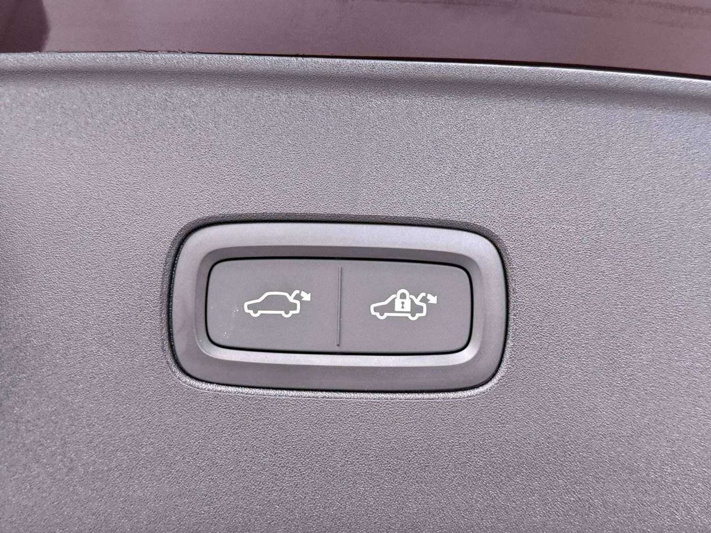 Volvo EX90 – Bild 20